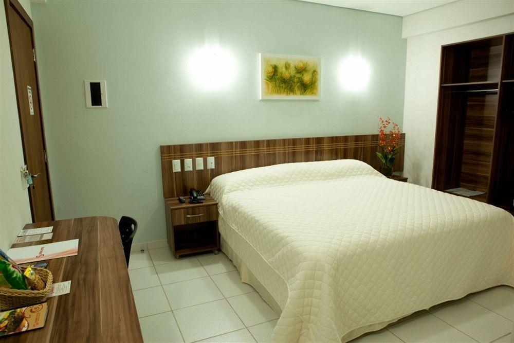 Serras Hotel กูยาบา ภายนอก รูปภาพ